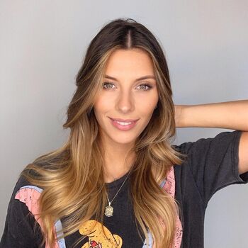 Camille cerf leaked photo video viral