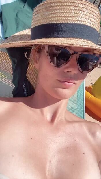 Full leaked Camille lou private onlyfans photo