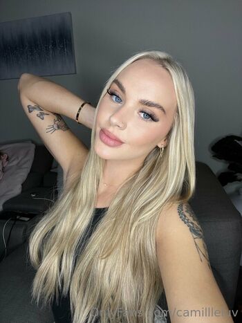 Full leaked Camillleluv private onlyfans photo
