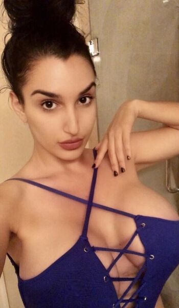 Candice Kashani