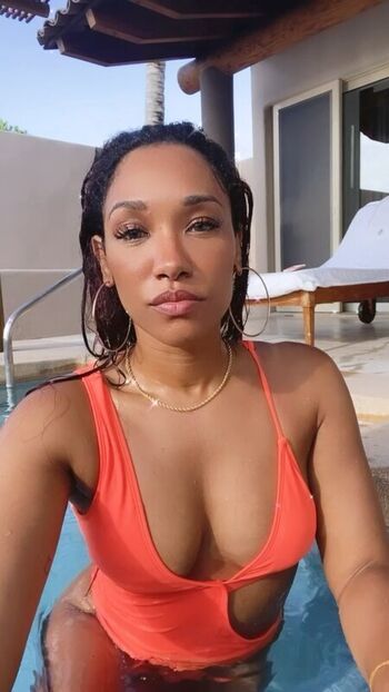 Full leaked Candice patton private onlyfans photo