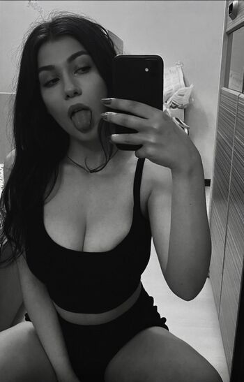 Full leaked Cansu akal private onlyfans photo