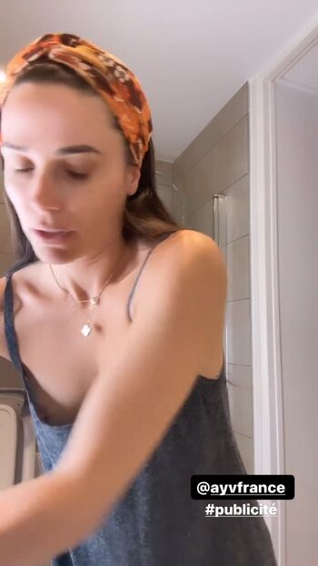 Full leaked Capucine anav page private onlyfans photo