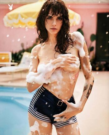 Full leaked Cara delevigne private onlyfans photo