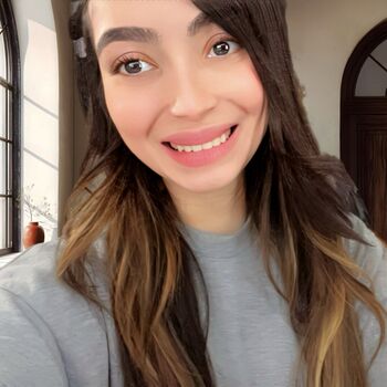Full leaked Caradeliz private onlyfans photo