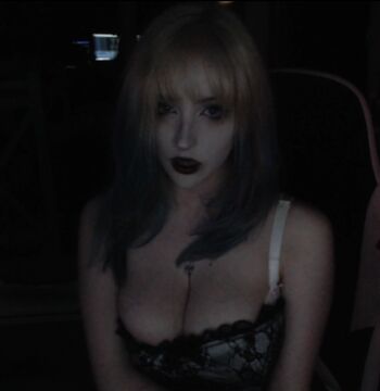 Full leaked Caralouss private onlyfans photo