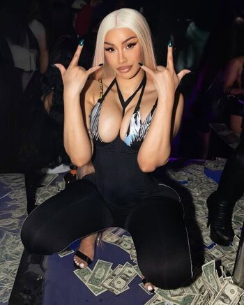 Full leaked Cardi b private onlyfans photo