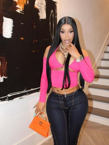 Full leaked Cardi b private onlyfans photo