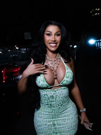 Full leaked Cardi b private onlyfans photo