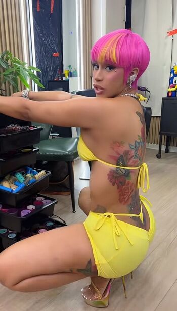 Full leaked Cardi b private onlyfans photo