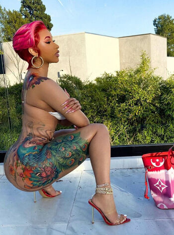 Full leaked Cardi b page private onlyfans photo