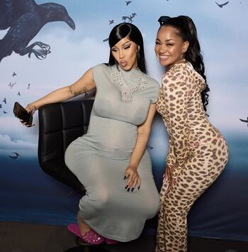 Full leaked Cardi b page private onlyfans photo