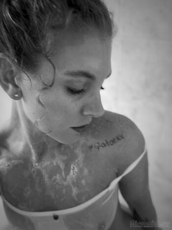 Full leaked Carianne page private onlyfans photo