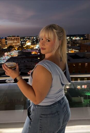 Full leaked Carissa codel private onlyfans photo