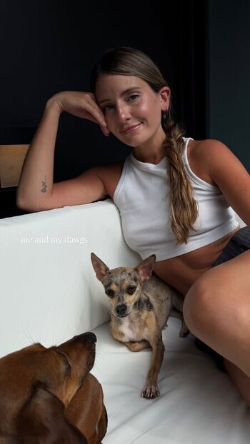 Full leaked Carla bezanson private onlyfans photo