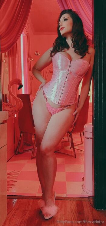 Carlotta Champagne