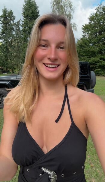 Full leaked Carlyjane official page private onlyfans photo
