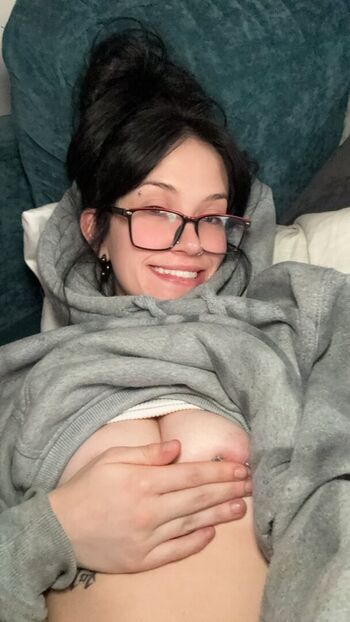 Full leaked Carmengrey private onlyfans photo