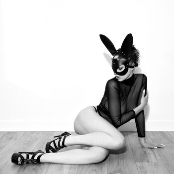 Full leaked Caroline massage private onlyfans photo