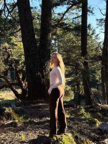 Full leaked Caroline zalog  page private onlyfans photo