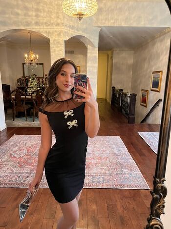 Full leaked Carolinefbyron private onlyfans photo