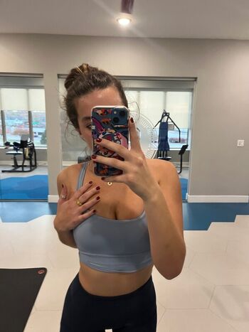 Full leaked Carolinefbyron private onlyfans photo