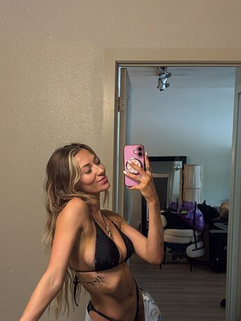 Full leaked Cary gutin private onlyfans photo