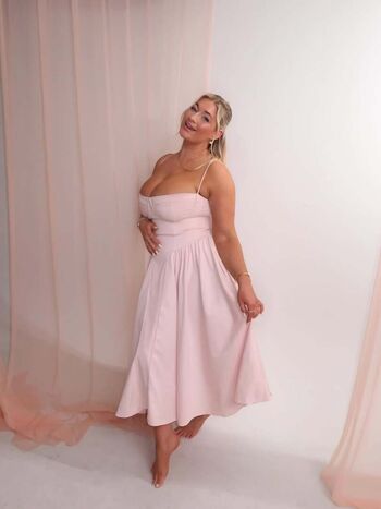 Full leaked Carys whittaker page private onlyfans photo