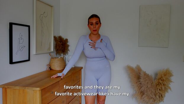 Full leaked Casee brimblecombe page private onlyfans photo