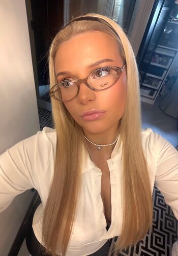 Full leaked Casey archibald private onlyfans photo