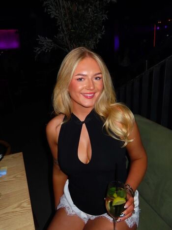 Full leaked Cassiedavidsonx private onlyfans photo