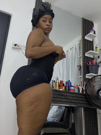 Full leaked Cataleya navia private onlyfans photo
