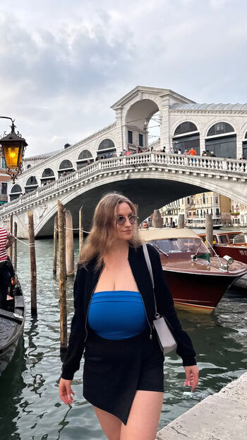 Full leaked Catargiuadriana private onlyfans photo