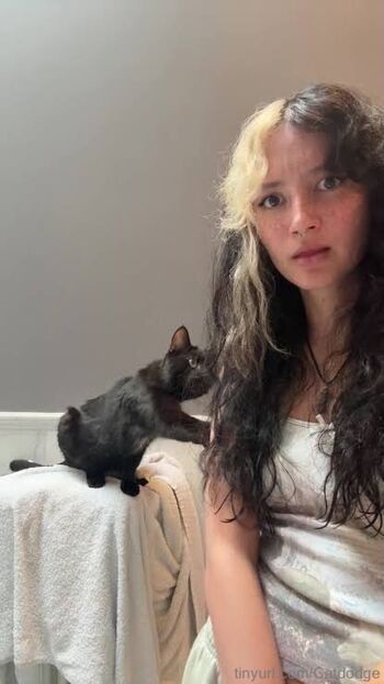 Full leaked Catdodge private onlyfans photo