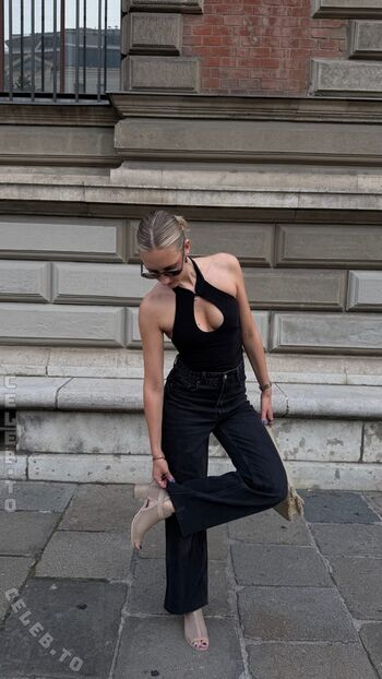 Full leaked Cathichali private onlyfans photo