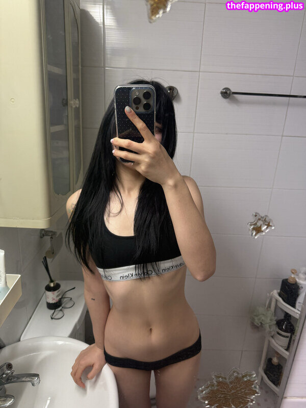 cc979 / cc99799 / user नग्न OnlyFans फोटो #1