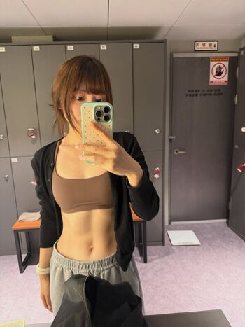 Full leaked Cc private onlyfans photo