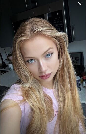 Full leaked Ccinnamon private onlyfans photo