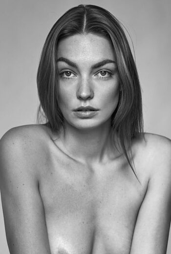 Full leaked Cecile fourrier page private onlyfans photo