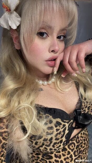 Full leaked Celina x  page private onlyfans photo