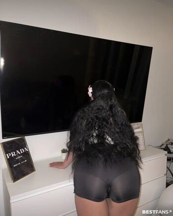 Celina_x31