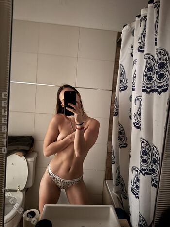 Full leaked Celinaslittlefantasy private onlyfans photo