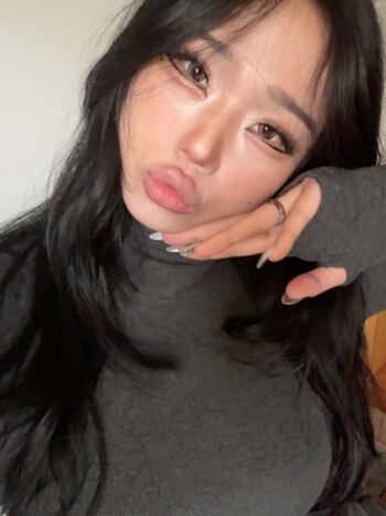 Full leaked Cellow page private onlyfans photo