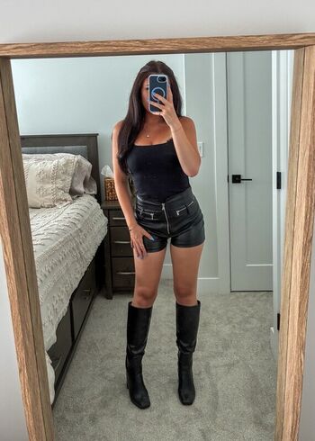Full leaked Celyphonee private onlyfans photo