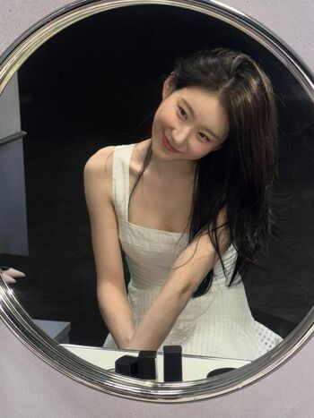 Full leaked Chaeryeong page private onlyfans photo