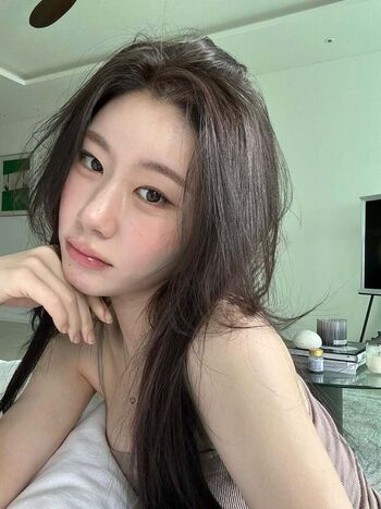 Full leaked Chaeryeong private onlyfans photo