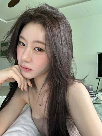 Full leaked Chaeryeong private onlyfans photo