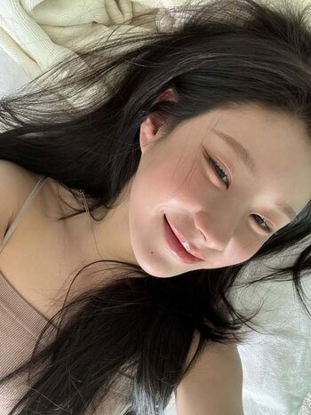 Full leaked Chaeryeong private onlyfans photo