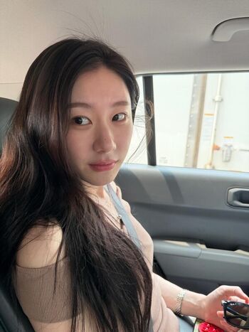 Full leaked Chaeryeong page private onlyfans photo