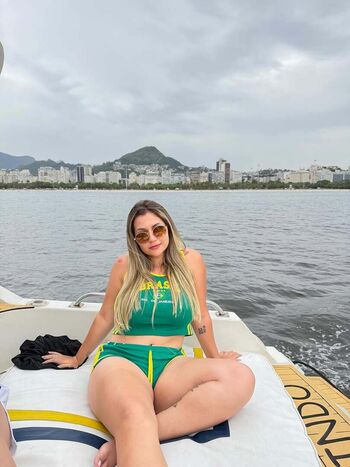 Full leaked Chai schmidt page private onlyfans photo